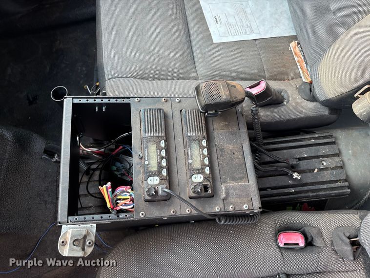 image for item EM0661 2010 Ford Crown Victoria Police Interceptor 