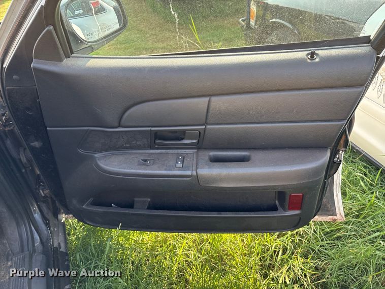 image for item EM0661 2010 Ford Crown Victoria Police Interceptor 