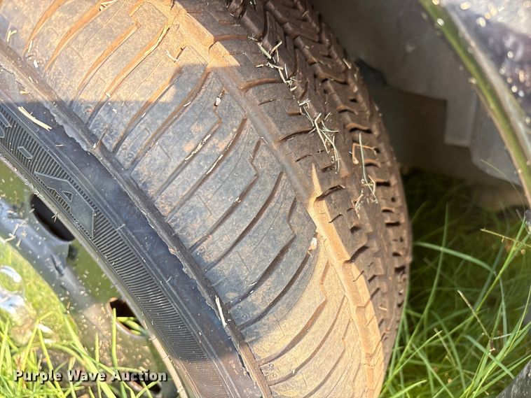 image for item EM0661 2010 Ford Crown Victoria Police Interceptor 