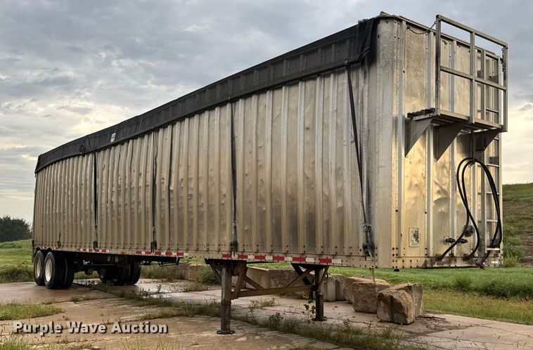 image for item EM8162 2014 Wilkens 0K2RA23PCESBX walking floor trailer