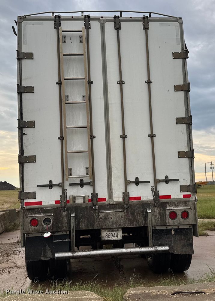 image for item EM8162 2014 Wilkens 0K2RA23PCESBX walking floor trailer