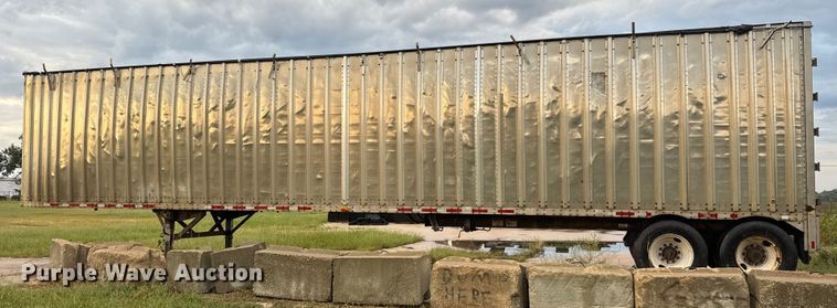 image for item EM8162 2014 Wilkens 0K2RA23PCESBX walking floor trailer