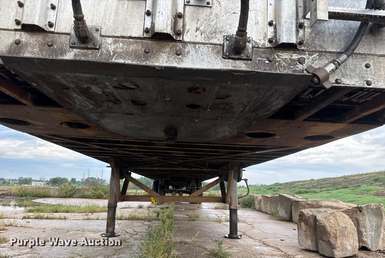 image for item EM8162 2014 Wilkens 0K2RA23PCESBX walking floor trailer