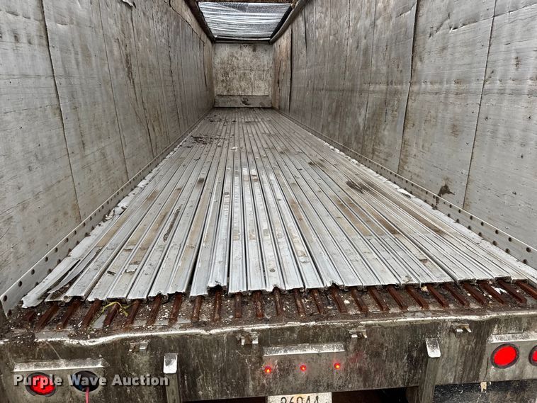 image for item EM8162 2014 Wilkens 0K2RA23PCESBX walking floor trailer