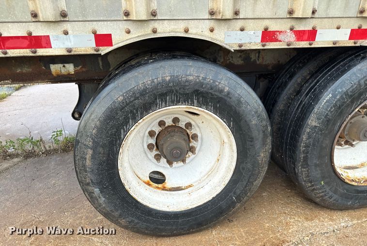 image for item EM8162 2014 Wilkens 0K2RA23PCESBX walking floor trailer