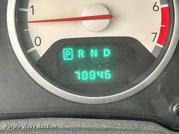 image for item EM8163 2010 Dodge Grand Caravan SXT van