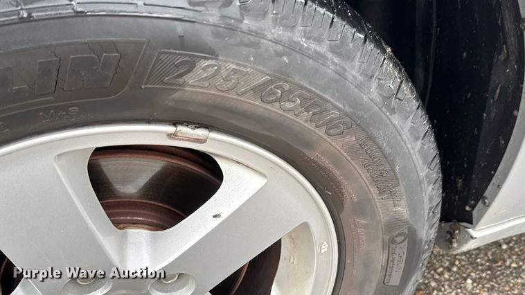 image for item EM8163 2010 Dodge Grand Caravan SXT van