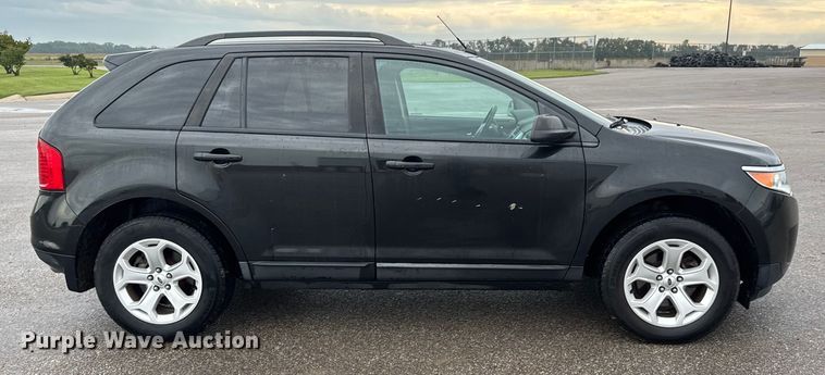 image for item EM8164 2013 Ford Edge SEL SUV