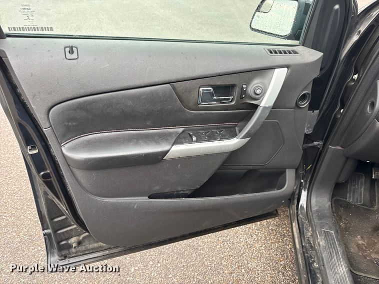 image for item EM8164 2013 Ford Edge SEL SUV