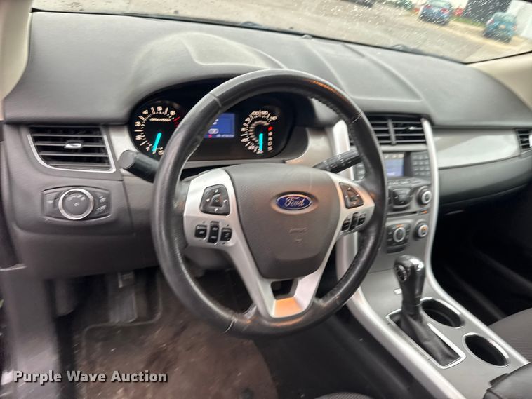 image for item EM8164 2013 Ford Edge SEL SUV
