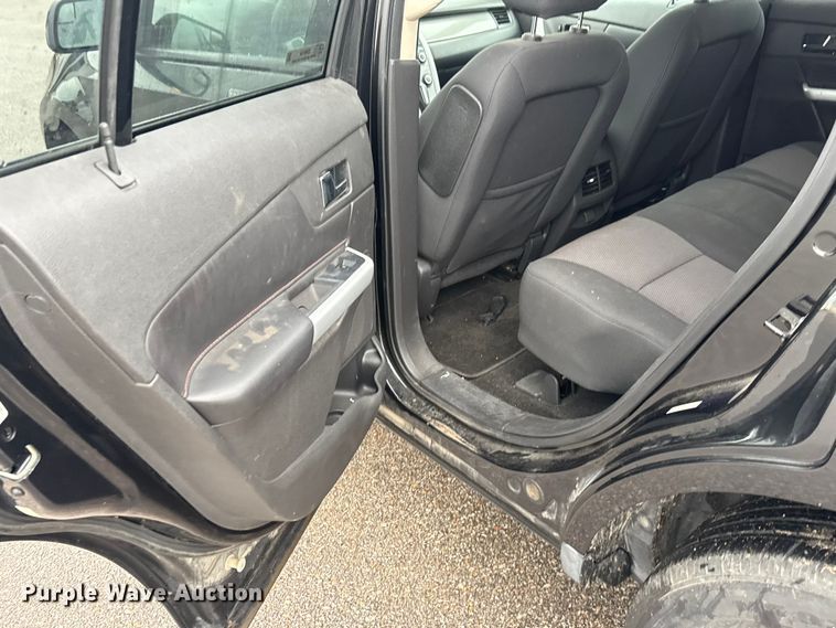 image for item EM8164 2013 Ford Edge SEL SUV