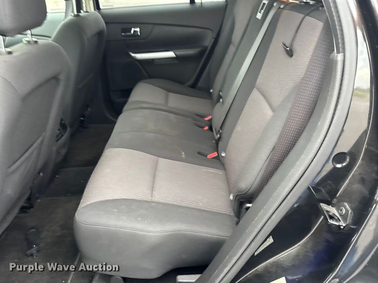 image for item EM8164 2013 Ford Edge SEL SUV