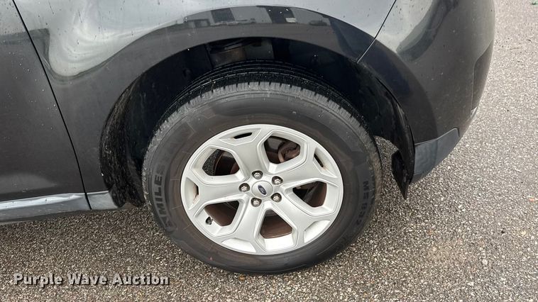 image for item EM8164 2013 Ford Edge SEL SUV
