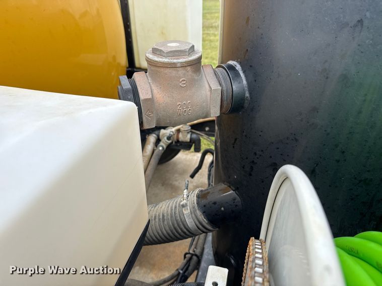 image for item EM8167 2022 Vermeer MC573 SDT  vacuum excavator