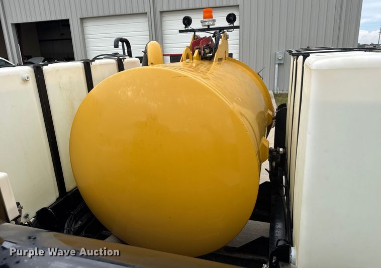 image for item EM8167 2022 Vermeer MC573 SDT  vacuum excavator