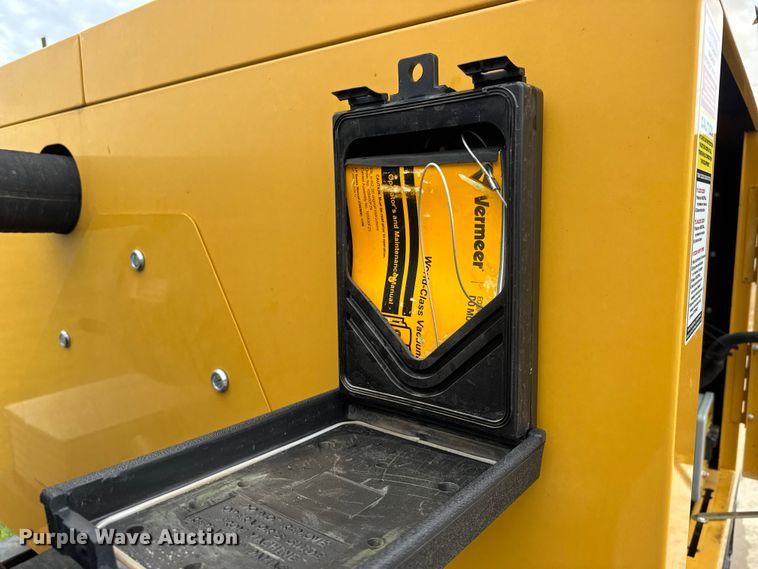 image for item EM8167 2022 Vermeer MC573 SDT  vacuum excavator