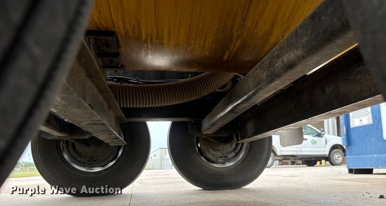 image for item EM8167 2022 Vermeer MC573 SDT  vacuum excavator