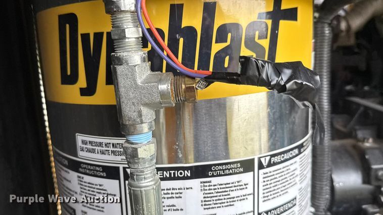 image for item EM8167 2022 Vermeer MC573 SDT  vacuum excavator