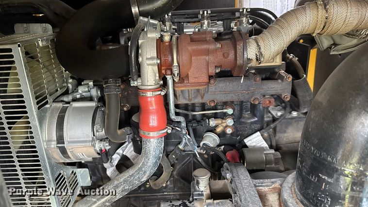 image for item EM8167 2022 Vermeer MC573 SDT  vacuum excavator