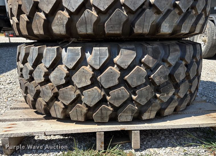 image for item EN5575 (4) 395/85R20 XZL tires and wheels