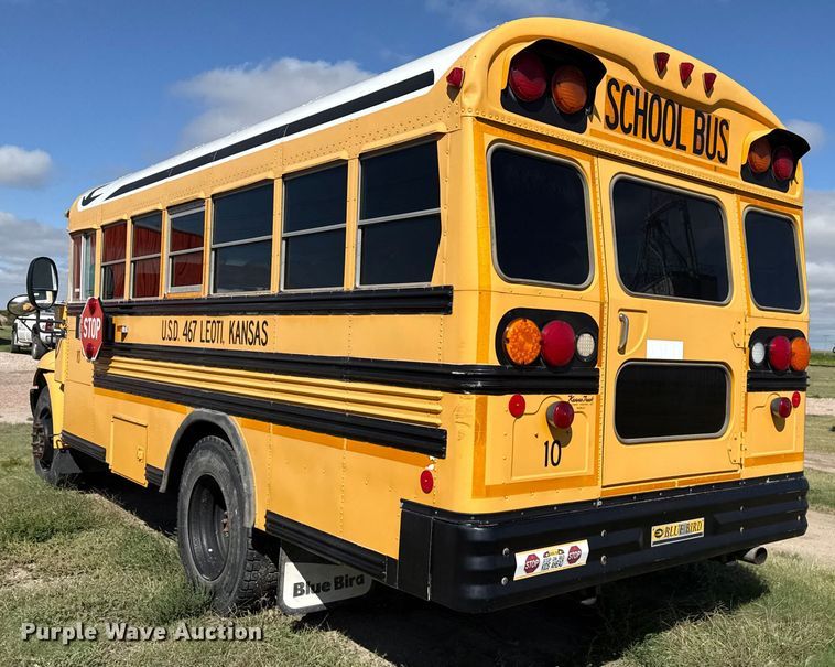 image for item EP0647 2005 Blue Bird school bus