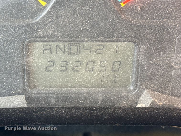 image for item EP0647 2005 Blue Bird school bus