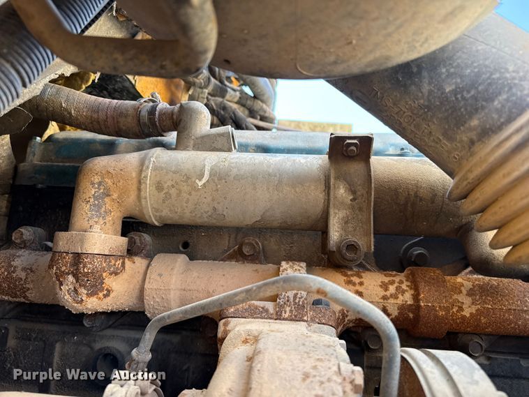 image for item EP0647 2005 Blue Bird school bus