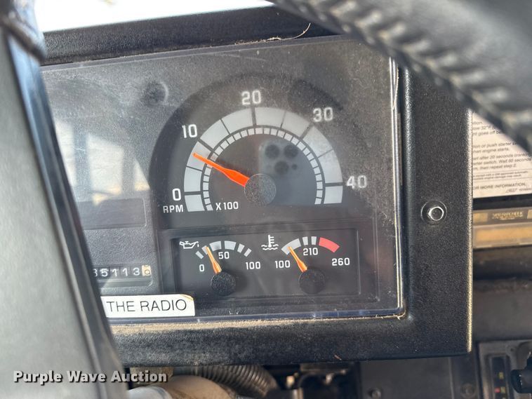 image for item EP0648 2002 Blue Bird school bus