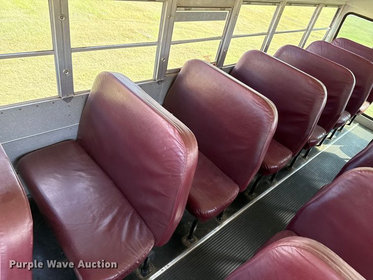 image for item EP0648 2002 Blue Bird school bus