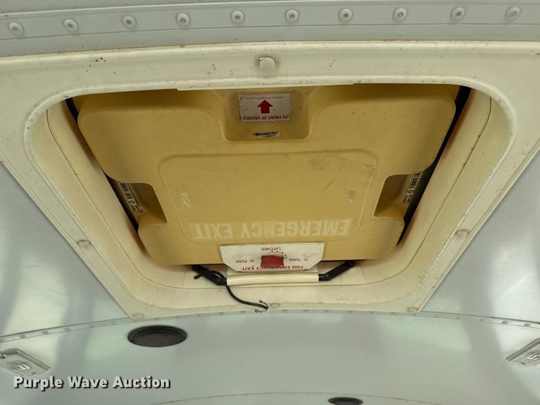 image for item EP0648 2002 Blue Bird school bus