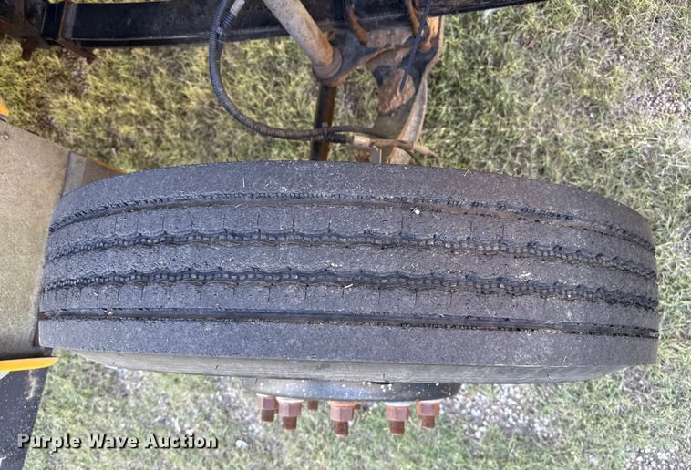 image for item EP0648 2002 Blue Bird school bus