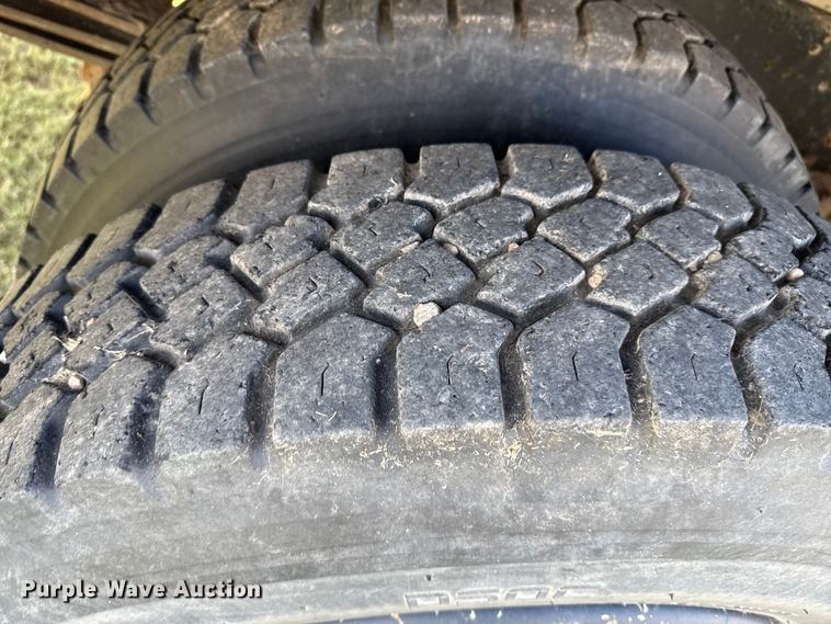 image for item EP0648 2002 Blue Bird school bus