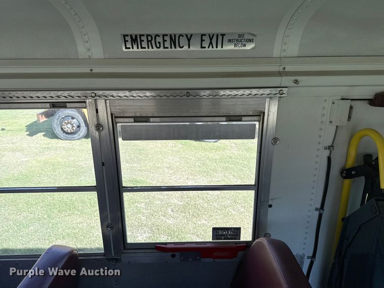 image for item EP0649 2001 Ford school bus