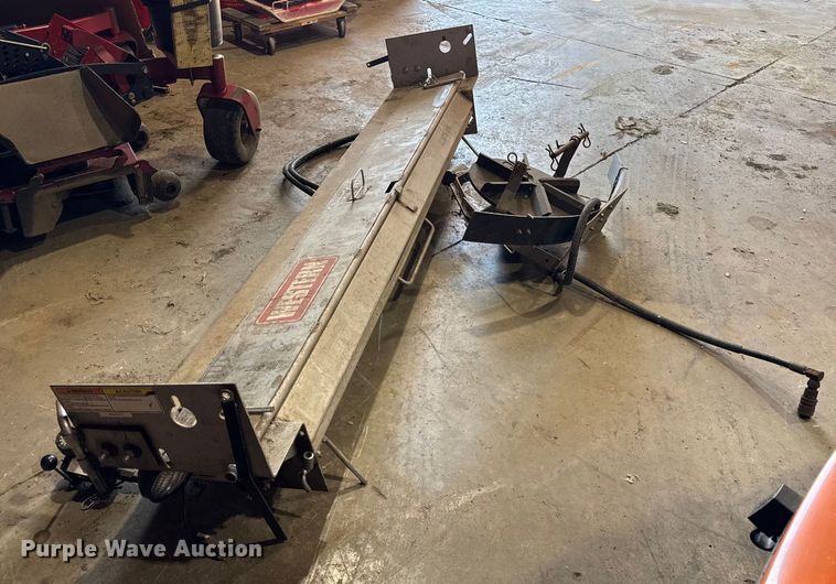 image for item ER0105 Western UTS-696 tailgate spreader