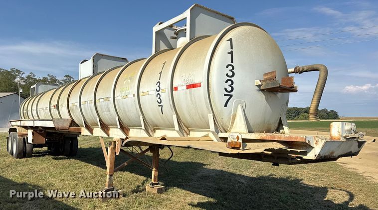 image for item ER0111 1991 V.E. Enterprises Inc DOTF 140B vacuum trailer