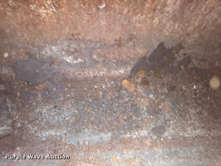 image for item ER0111 1991 V.E. Enterprises Inc DOTF 140B vacuum trailer