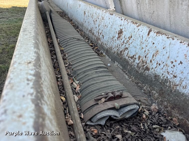 image for item ER0111 1991 V.E. Enterprises Inc DOTF 140B vacuum trailer