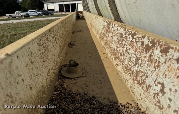 image for item ER0111 1991 V.E. Enterprises Inc DOTF 140B vacuum trailer