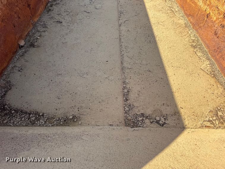 image for item ER0112 Gregory  roll-off dumpster