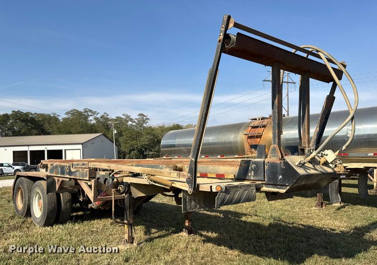 image for item ER0114 2017 Benlee TASMDS26S roll-off container trailer