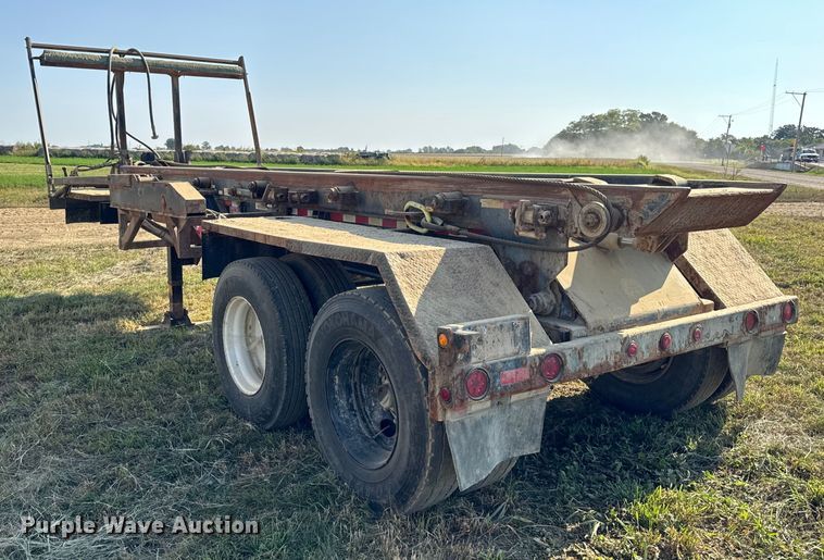 image for item ER0114 2017 Benlee TASMDS26S roll-off container trailer