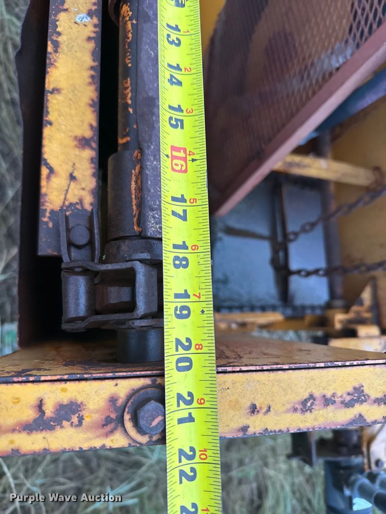 image for item ER2340 Kelly Ryan manure spreader