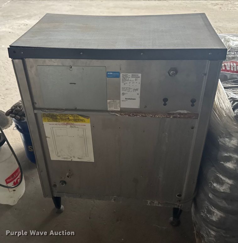 image for item ER2343 Scotsman Prodigy CU3030SW-1A ice maker