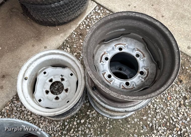 image for item ER2347 Jacobsen lawn mower