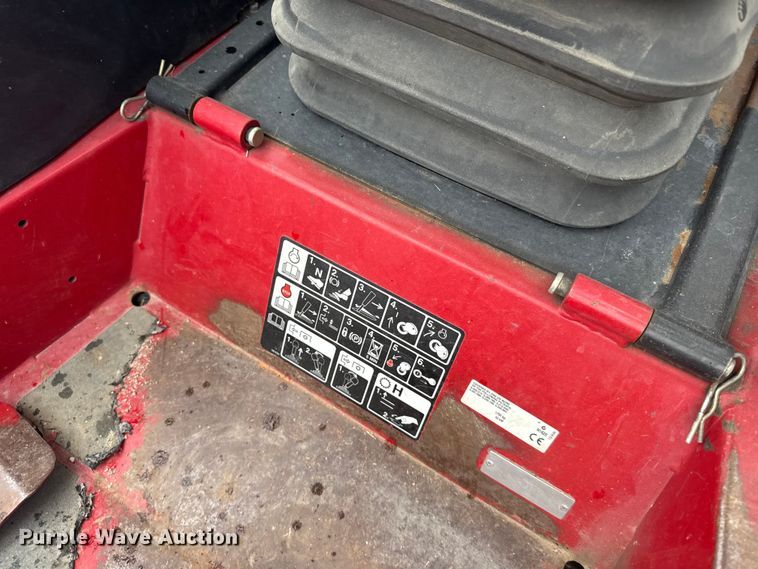 image for item ER2348 Toro Groundsmaster 4000-D lawn mower