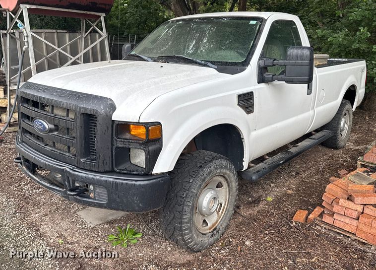 image for item ER2351 2009 Ford F250 Super Duty XL pickup truck
