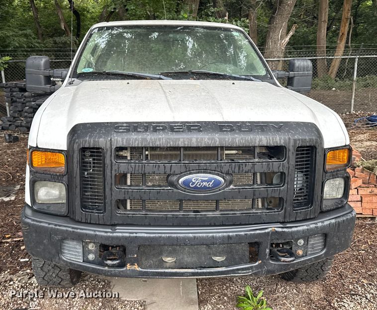 image for item ER2351 2009 Ford F250 Super Duty XL pickup truck