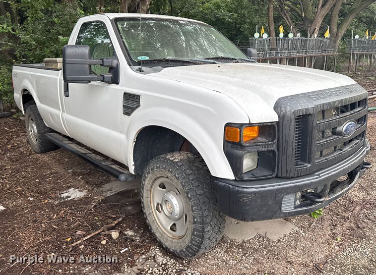 image for item ER2351 2009 Ford F250 Super Duty XL pickup truck