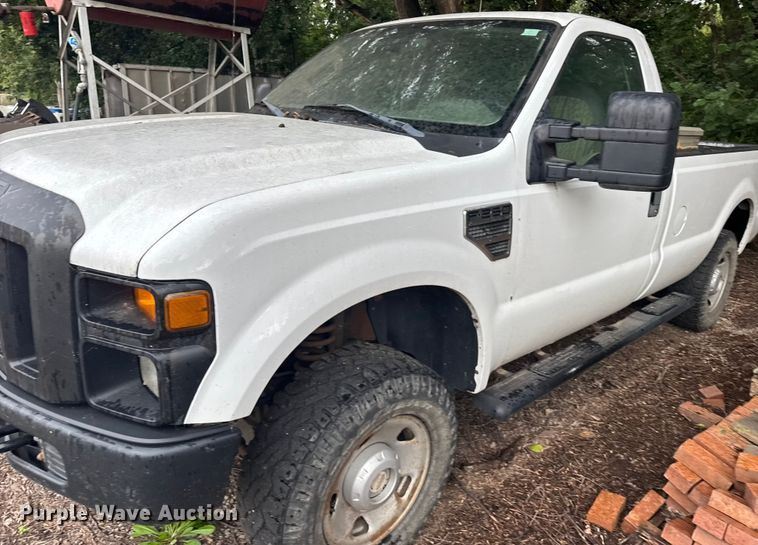 image for item ER2351 2009 Ford F250 Super Duty XL pickup truck