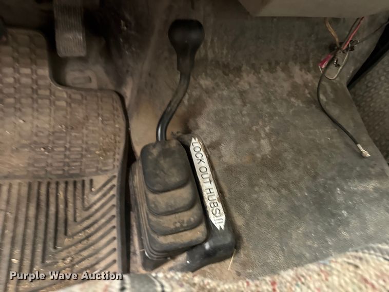 image for item ER2351 2009 Ford F250 Super Duty XL pickup truck